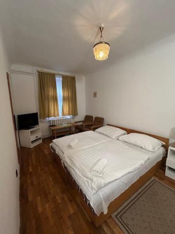 기오르 Corvin Panzio B&B 외부 사진