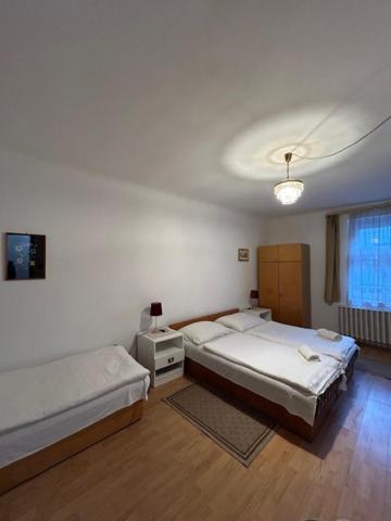 기오르 Corvin Panzio B&B 외부 사진